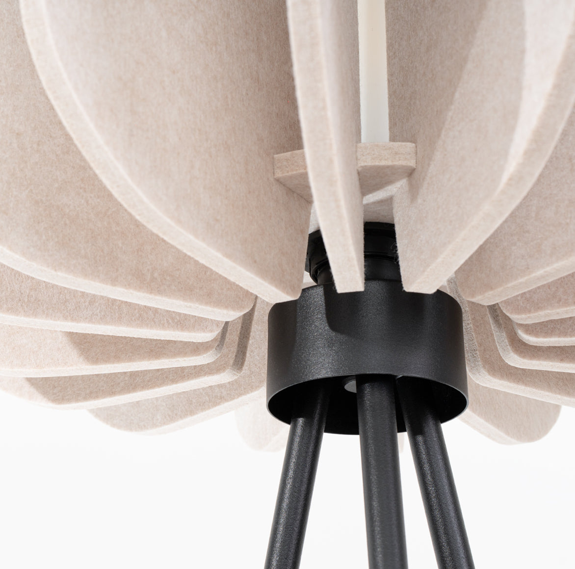 Detail Lampenschirm unten Mula