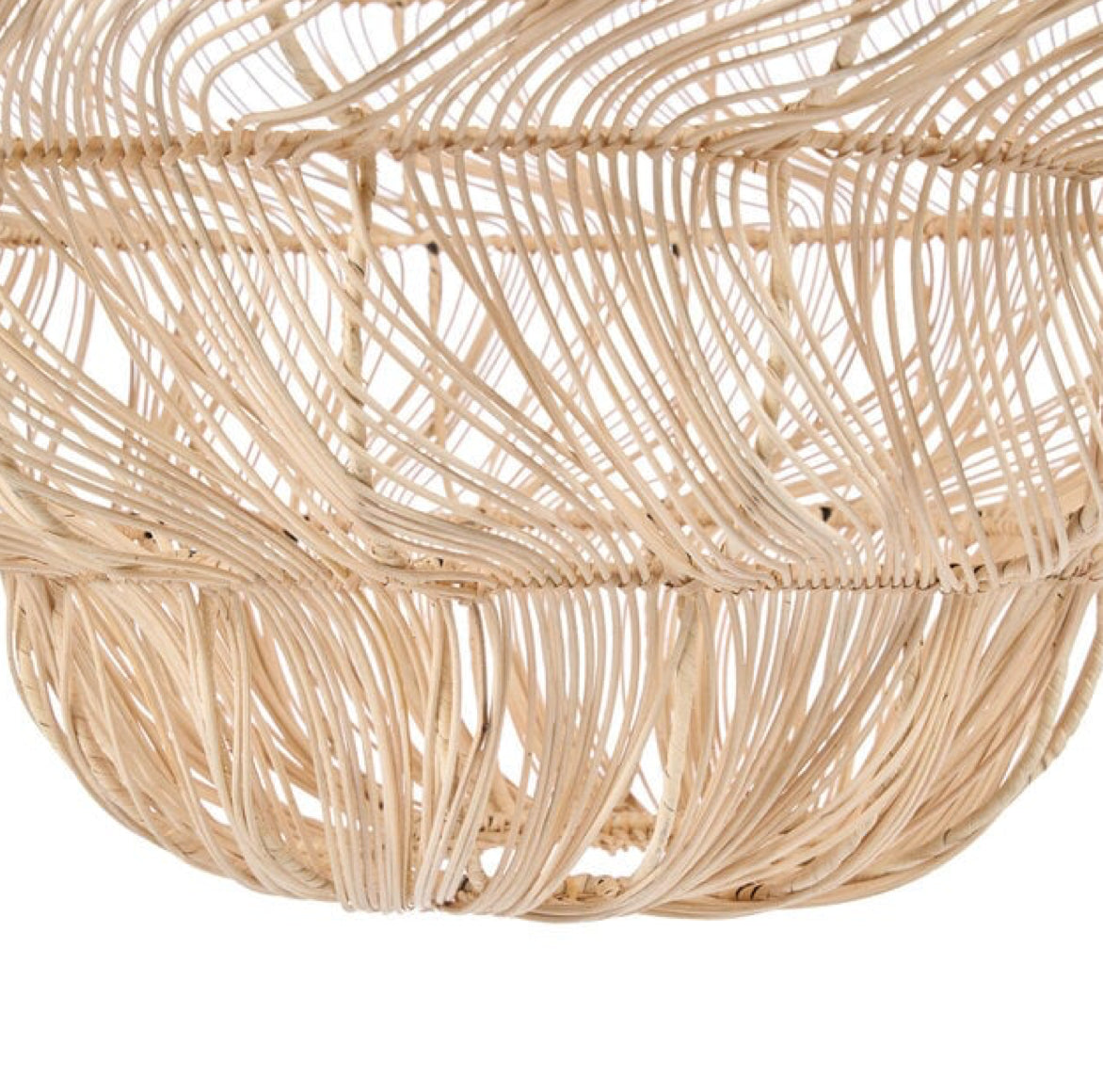 Detail Unterseite der Rattan Lampe 
