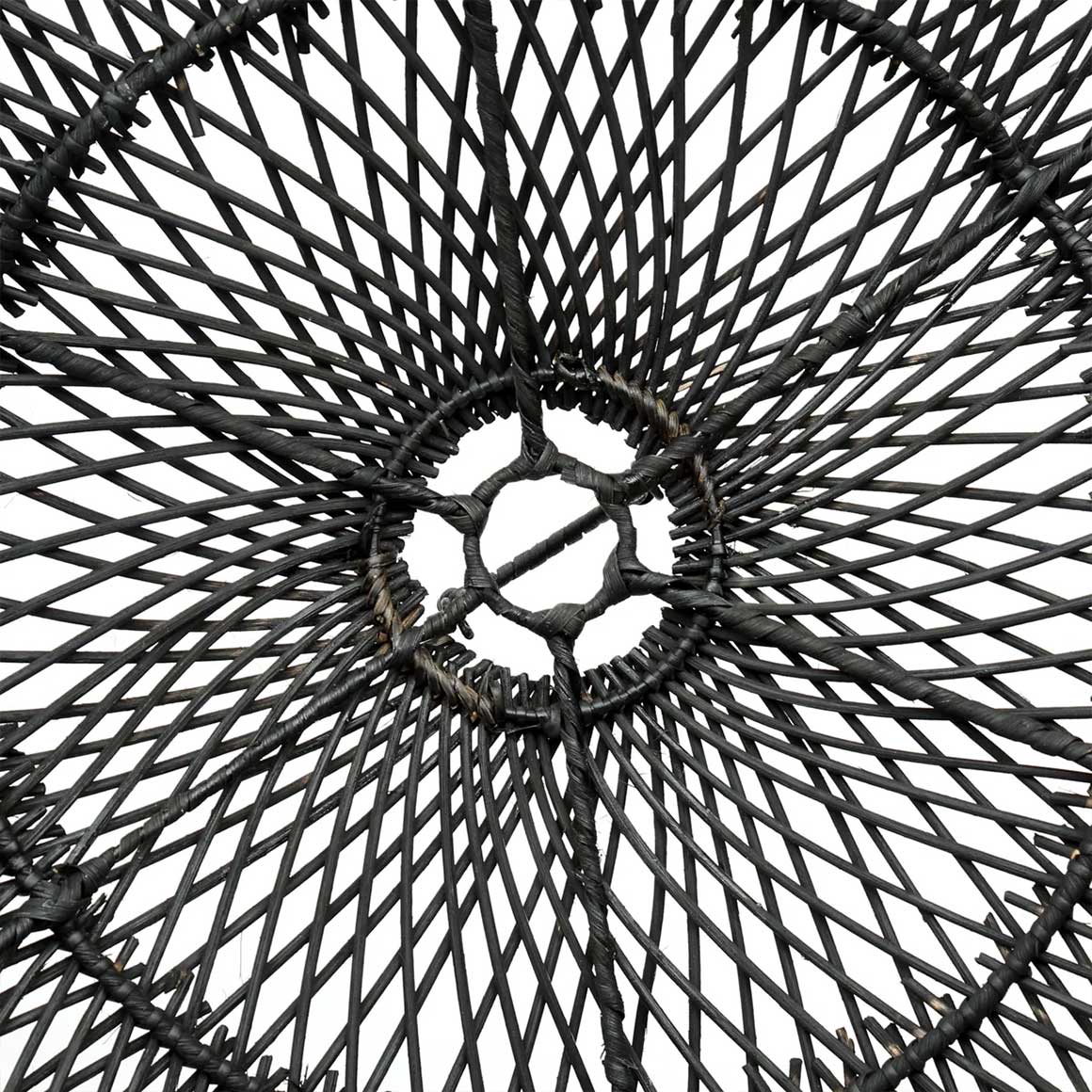 detail rattan muster pendelleuchte schwarz