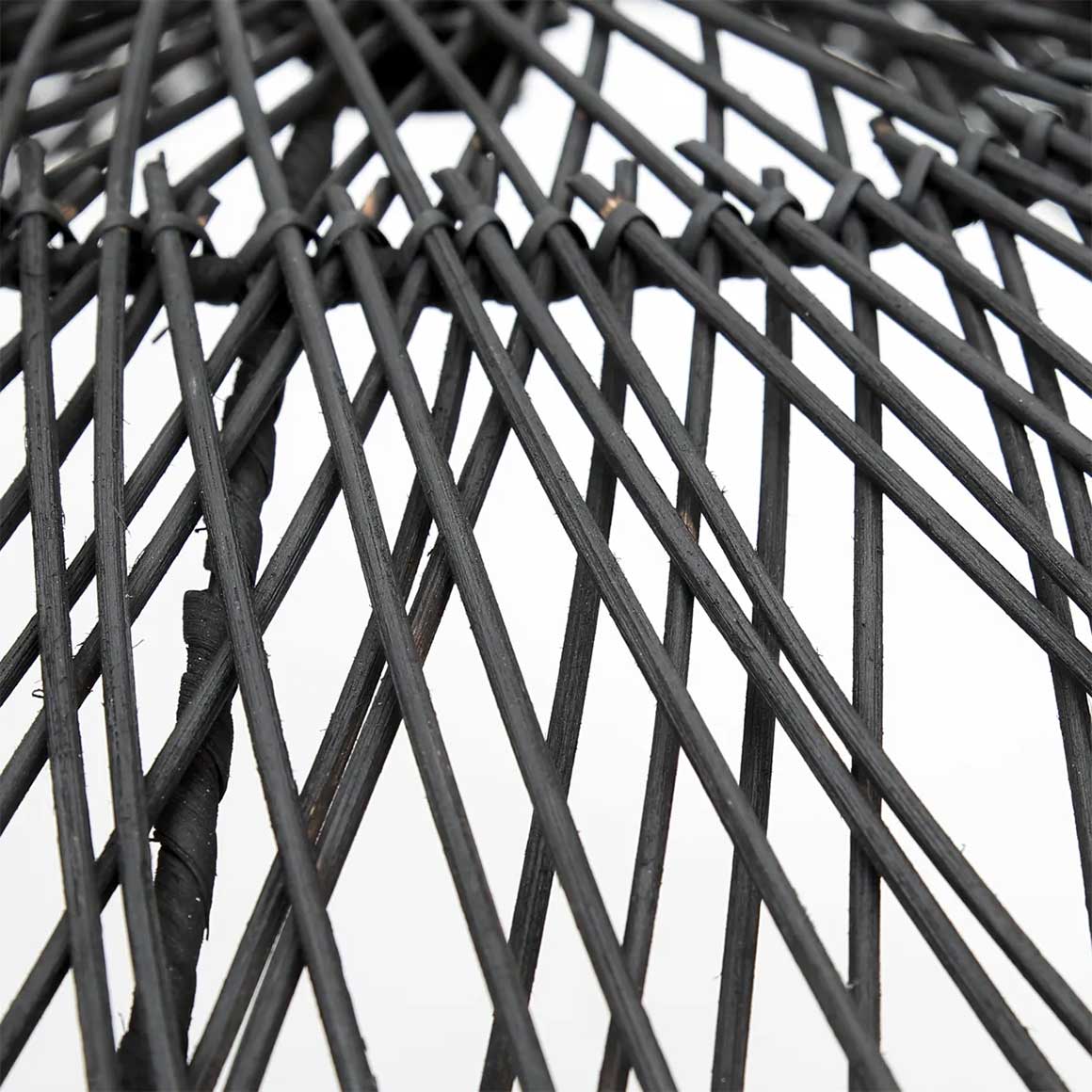 detail rattan pendelleuchte schwarz
