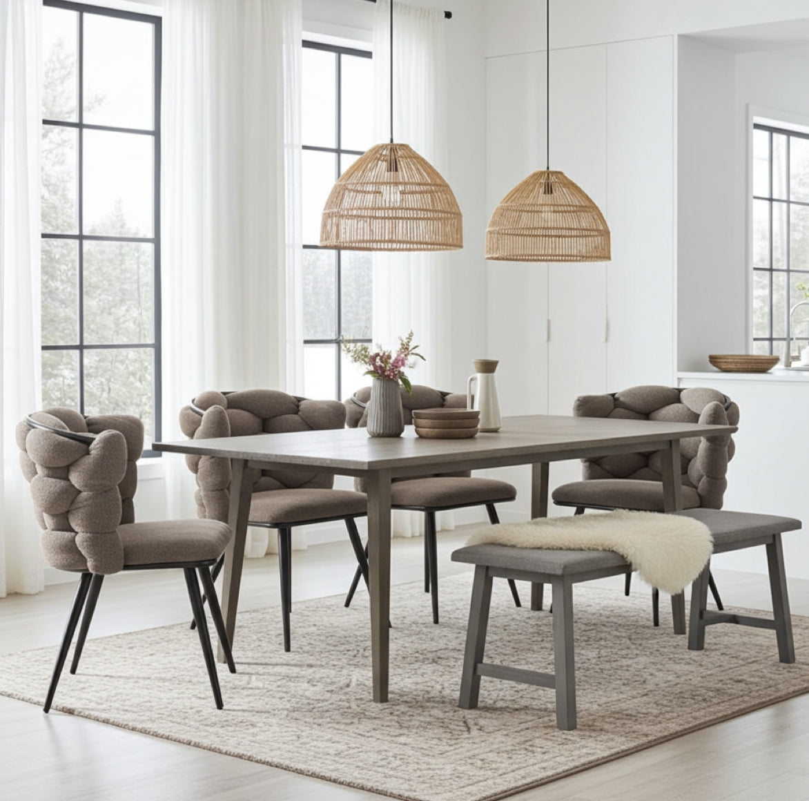 Vier moderne Sesselstühle in edlem Taupe für dein Esszimmer und die Wohnküche