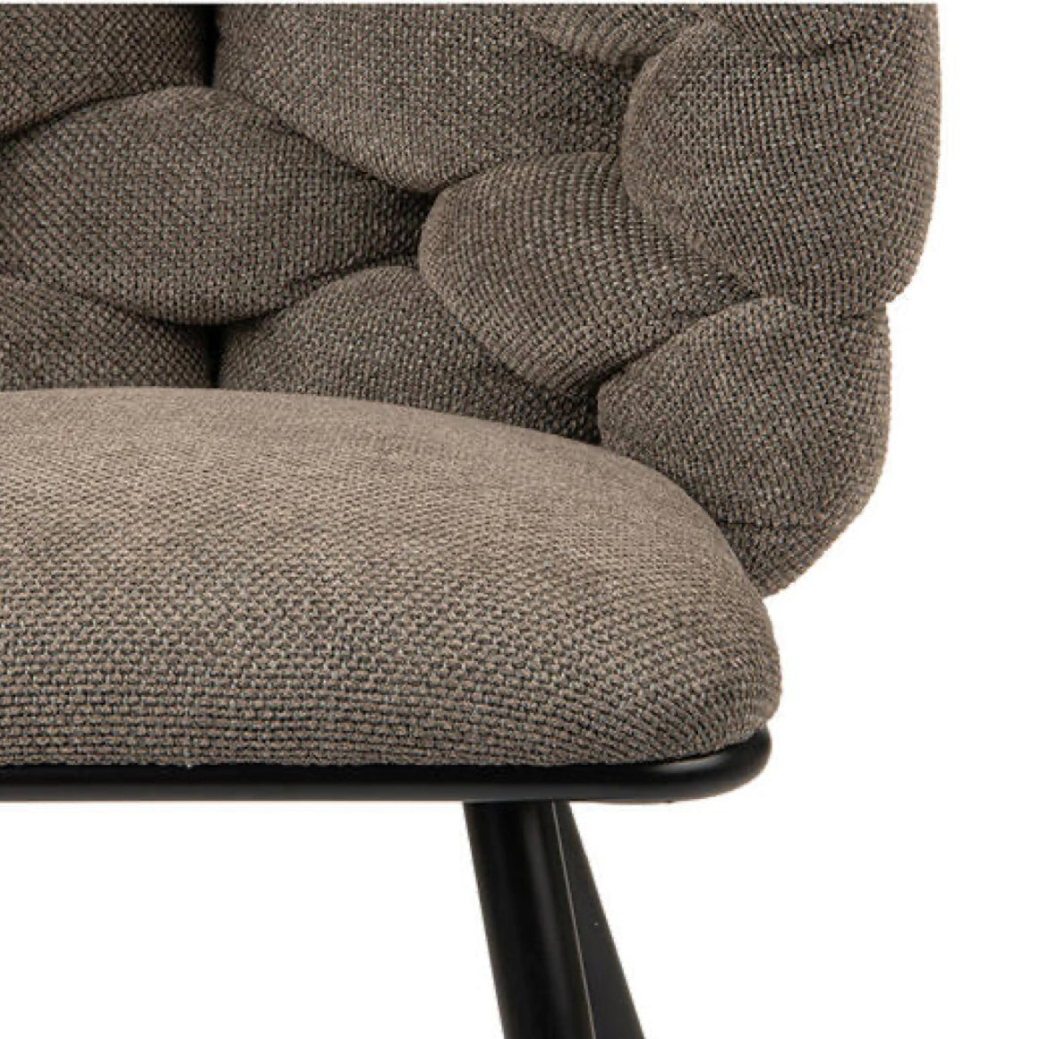 Detail der Polsterung um den Stoff zu sehen 