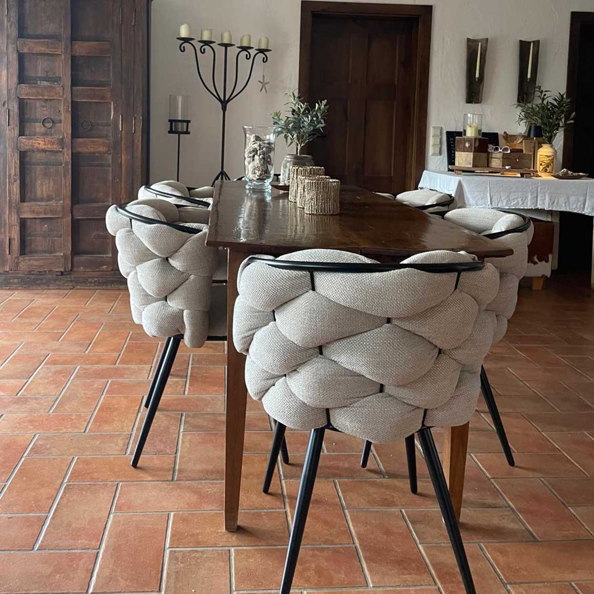6er Set beige Esszimmerstühle im Boho Stil für großen Esstisch in modernem Landhaus Boho