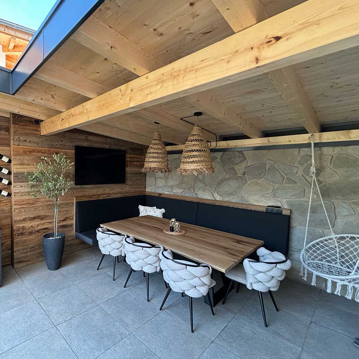 Esszimmerstuhl Beige 6er Set im modernen Stil an großem Esstisch in modernem Patio Terrasse
