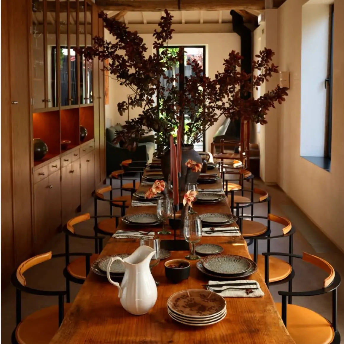 Gedeckter Tisch Herbst Stimmung Herbstliche Tiermotiv Teller