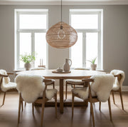 Rattan Hängelampe Indoor Karen 90 cm über Esstisch
