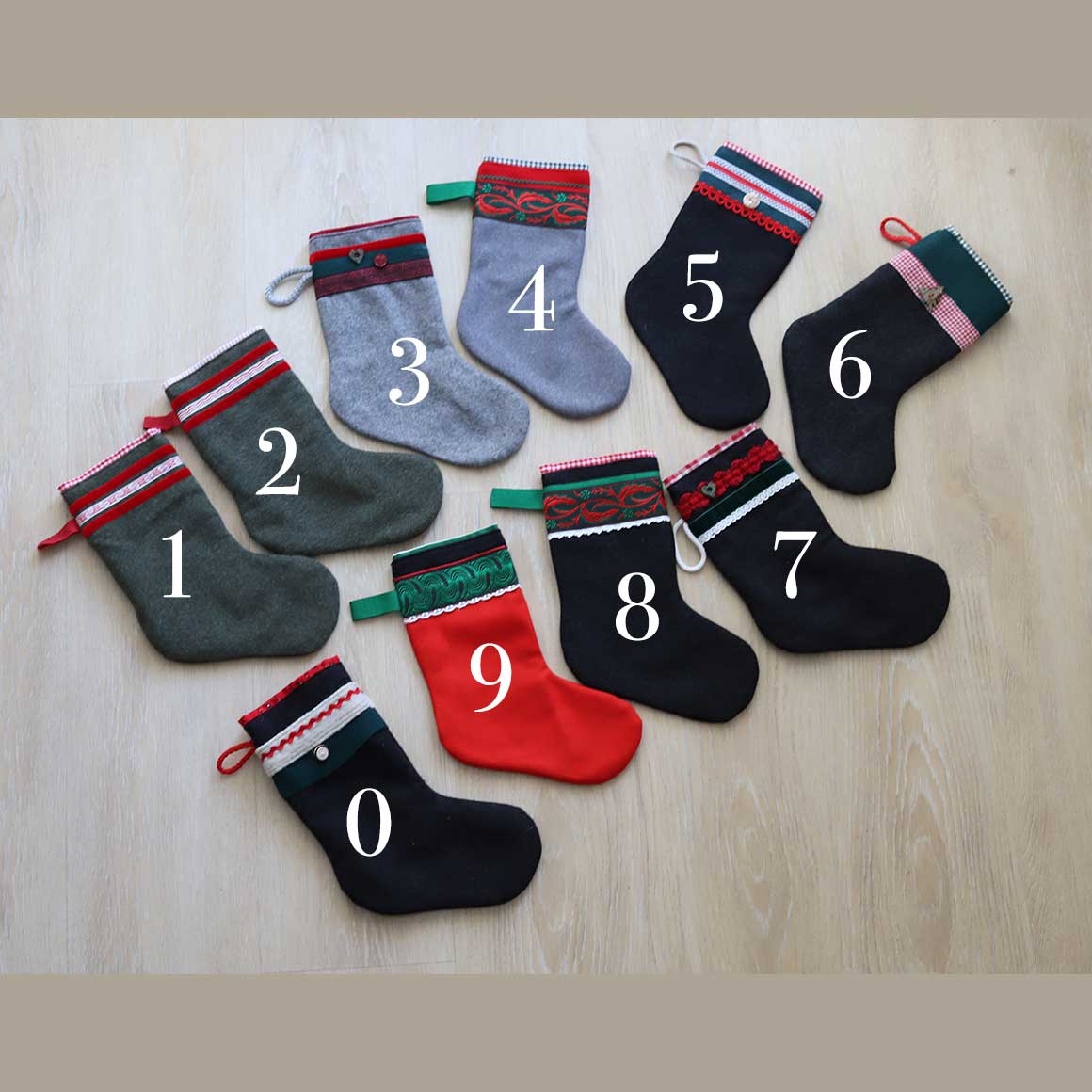 Nikolausstiefel Stiefel Socken Chiemgau Nikolaus Strumpf aus Trachtenstoff Handgemacht Chiemgau Weihnachtsdeko kaufen Soulbirdee Weihnachtsshop