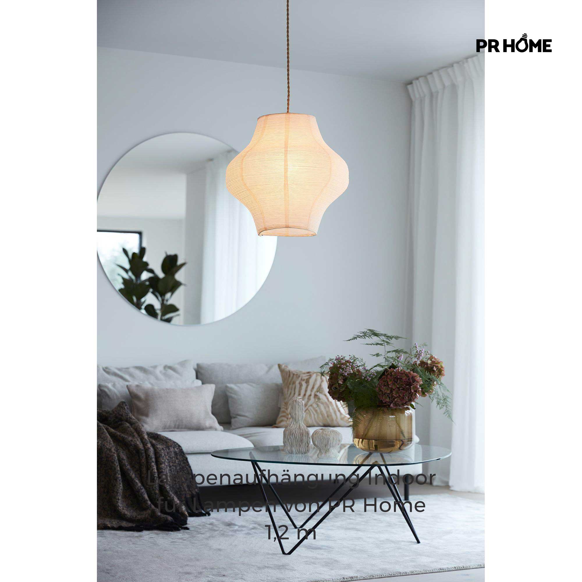 210 cm lange Deckenaufhängung. für den Innenbereich. Textiles Kabel in der Farbe Weiss. Deckenaufhängung für PRHOME Lampenschirme. Max. 40 Watt Leuchtmittel verwenden. 230 Volt, E27 Fassung, Deckentopf. Lampenschirm ist nicht im Lieferumfang enthalten.