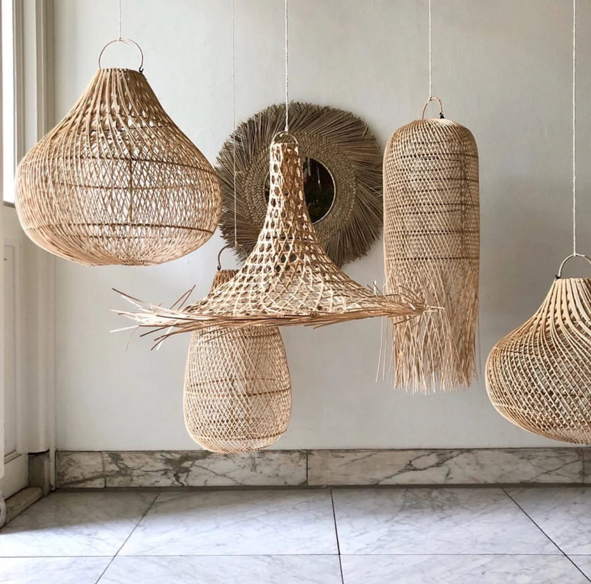 Handgemachte Lampenschirme für Hängelampen und Pendelleuchten aus Rattan oder Gras in vielen Stilen