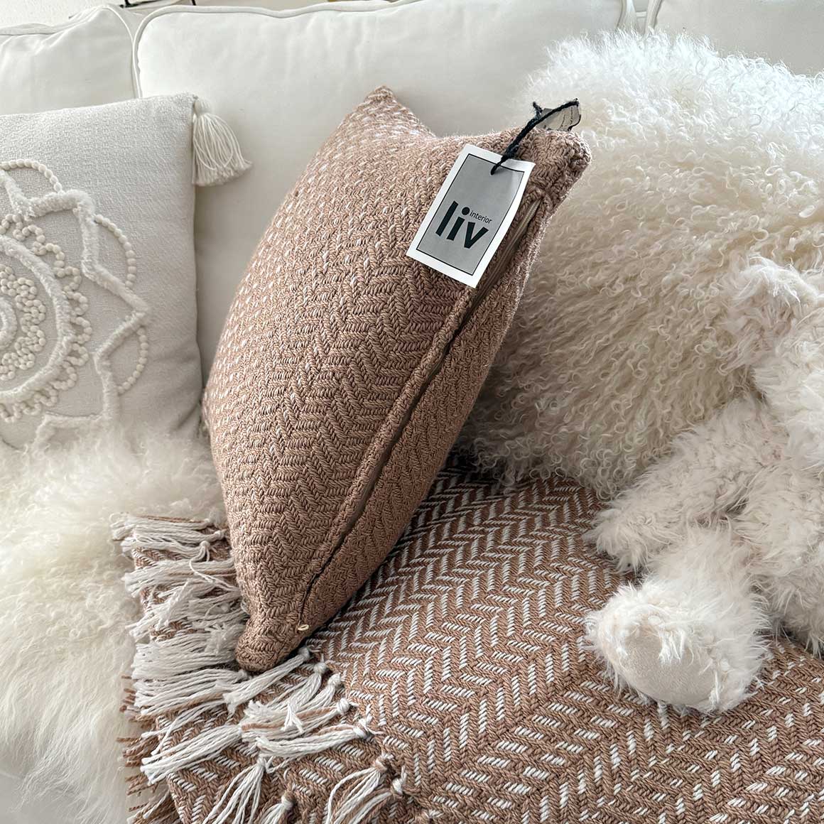 modernes Sofakissen klassisch pflegeleicht waschbar Couchkissen Waschbar beige braun Fischgrät Soulbirdee Onlineshop