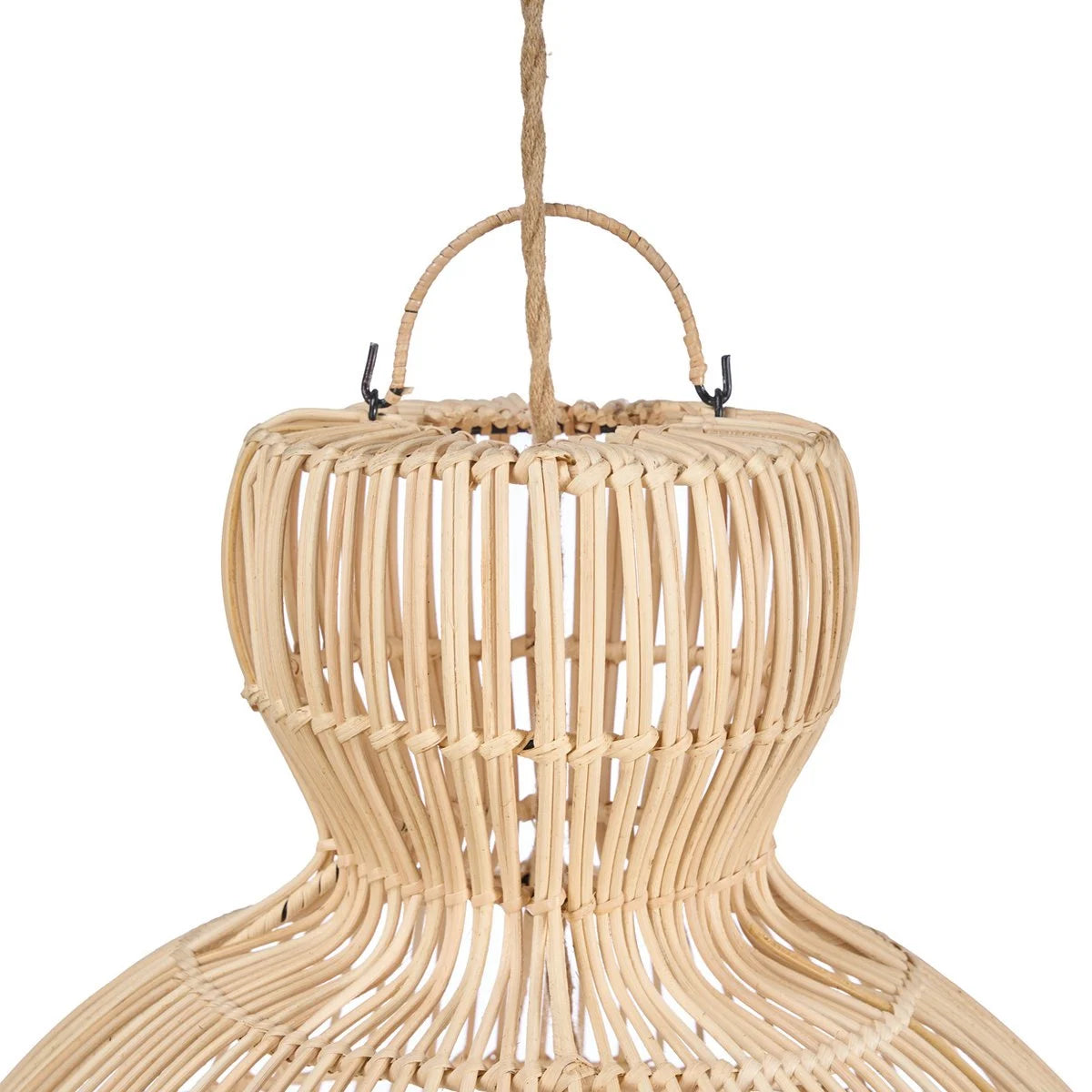 Detail der Oberseite des Matcha Rattan Lampenschirmes
