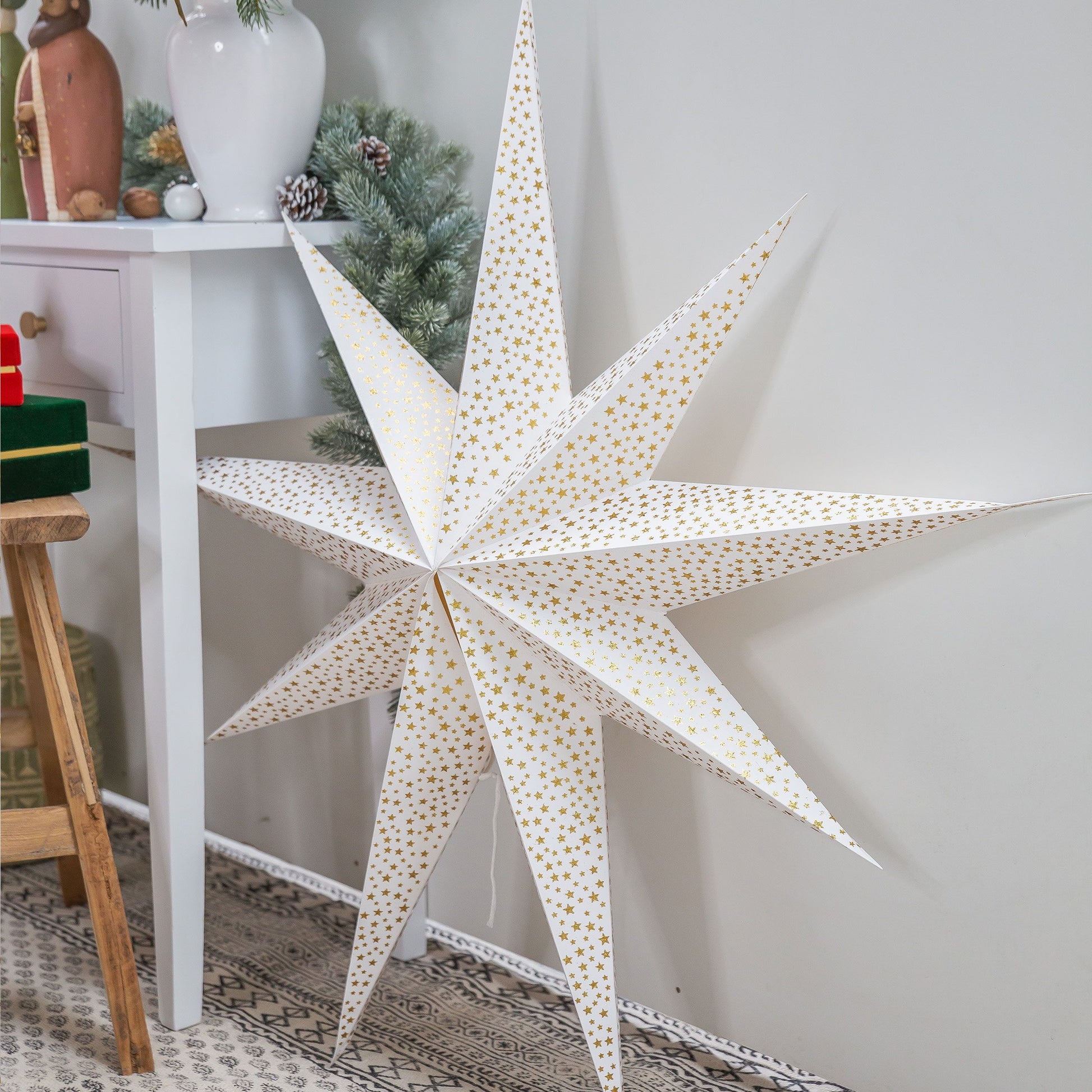 Papierstern Weiss Gold Weihnachtsstern Fensterdekoration Adventszeit Stern weiß Papier Stardust Gold Bungalow DK