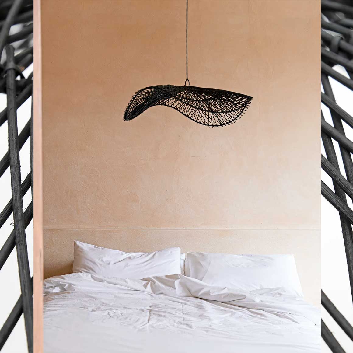 pendelleuchte schwarz schlafzimmer hängelampe rattanlampenschirm soulbirdee onlineshop bazar bizar