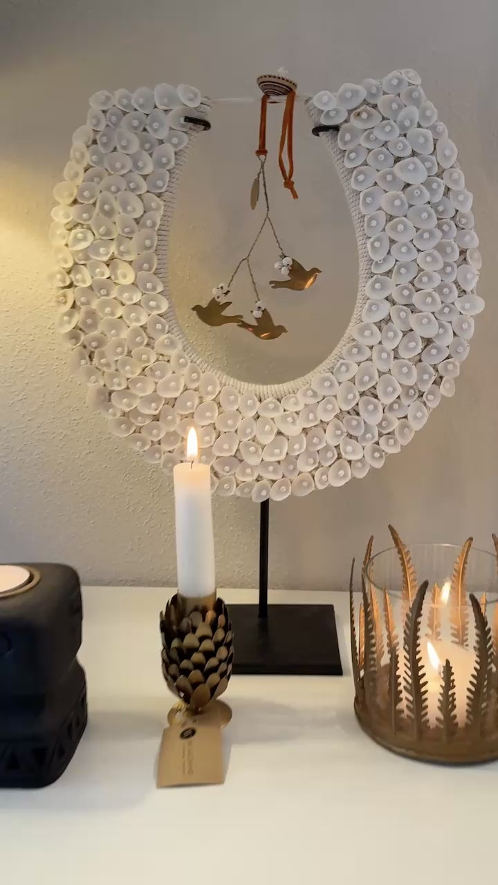 Video laden: Windlicht goldener Farn aus Glas &amp; Bronze-Messing – Weldaad