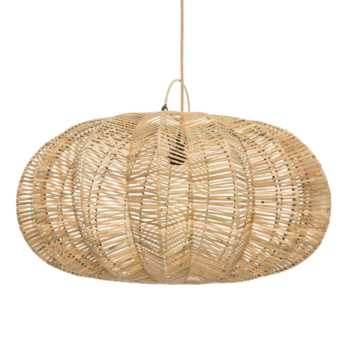 Rattan-Lampenschirm als Lampe im Esszimmer oder als Boho Pendelleuchte Cerise in Laternenform  für ein mediterranes Ambiente.