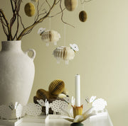 Skandinavische Osterdeko Schaf Set aus Papier gefaltet als hängende Deko für Frühling und Ostern im Landhaus Stil von Bungalow DK