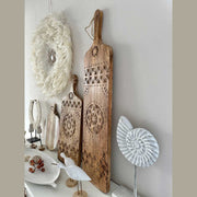 Servierbrett | Servierbrett aus Holz | Holzbrett mit Griff | Küchendekoration | Wanddeko Küche | Küchendeko | Schneidebrett | Soulbirdee Onlineshop