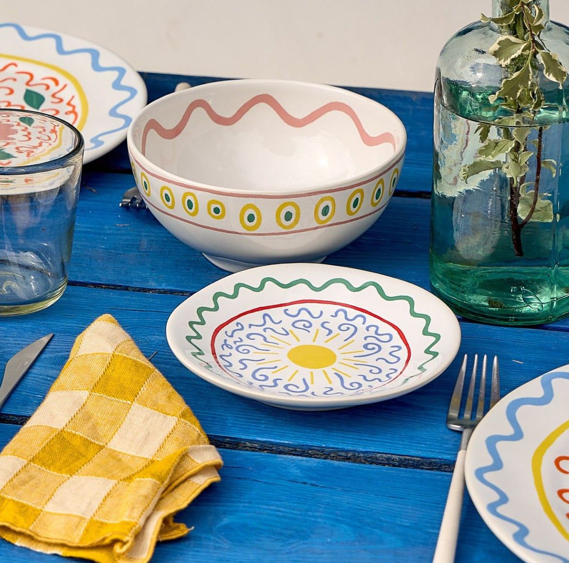 Handgemaltes Geschirr aus Portugal – Summer Bliss Kollektion von Costa Nova