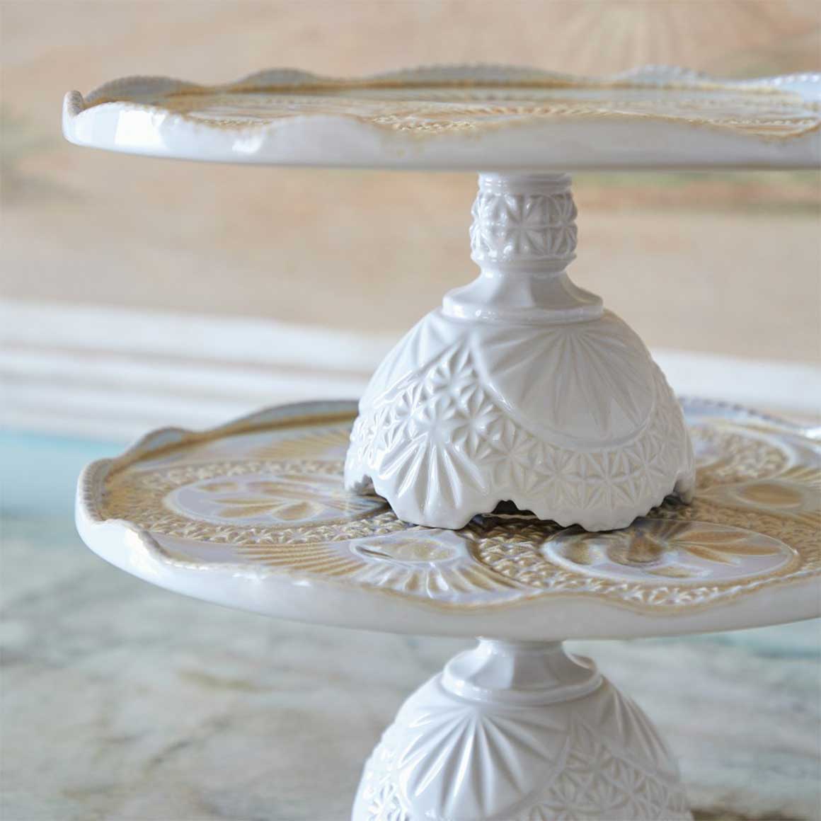 Tortenständer Vintage Romantischer Tortenständer mit Fuß für Hochzeitstorte Boho Geschirr im Boho Style Handgemacht Portugal Soulbirdee Onlineshop