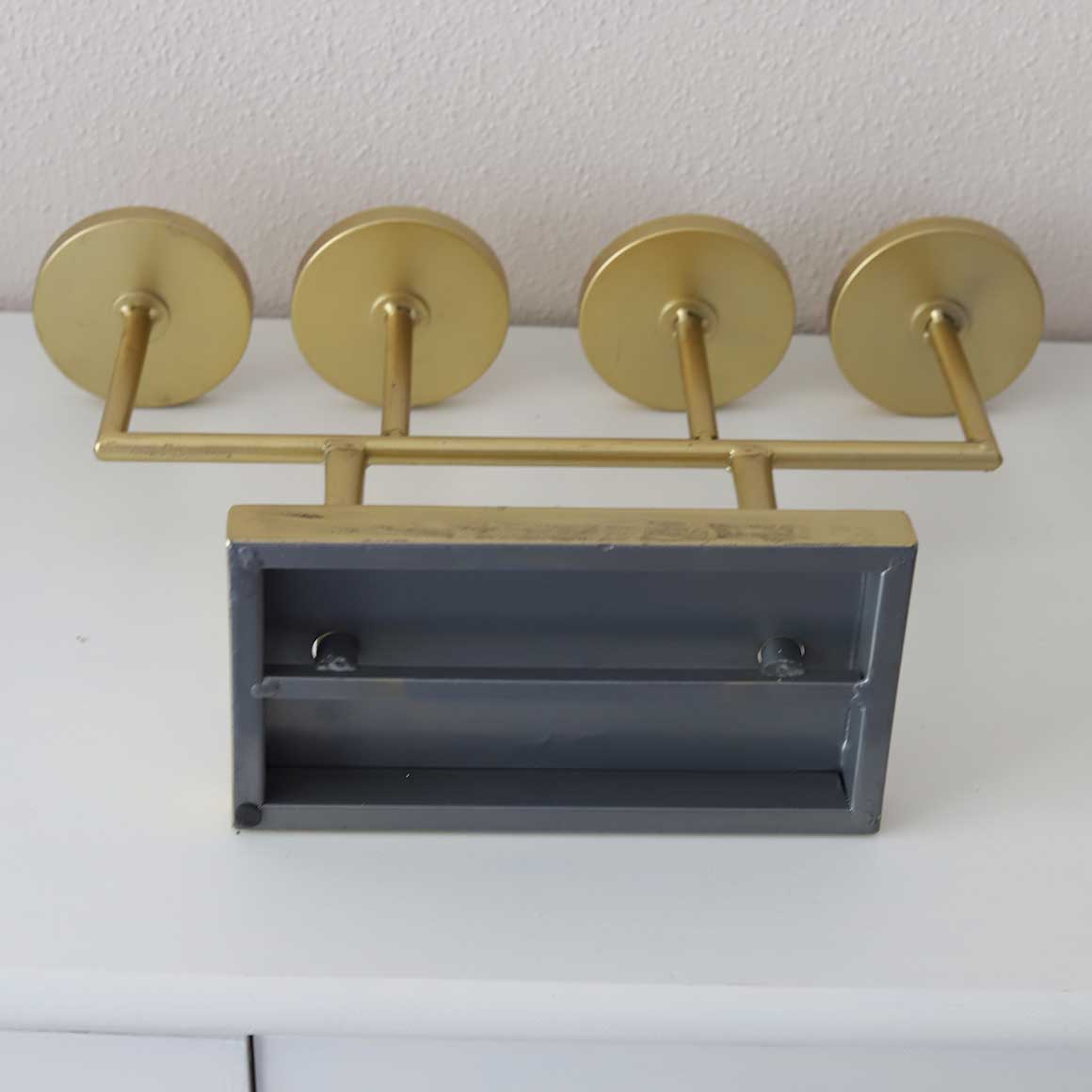 Unterseite Kerzenständer gold metall