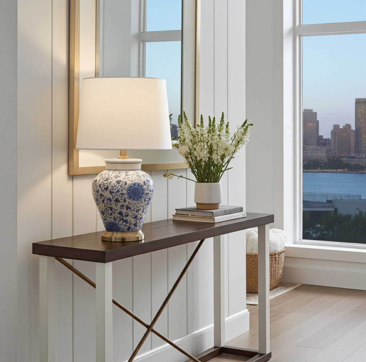 Als Paar auf dem Sideboard wird die INGWERPOT zum luxuriösen Blickfang in deinem Wohnbereich.